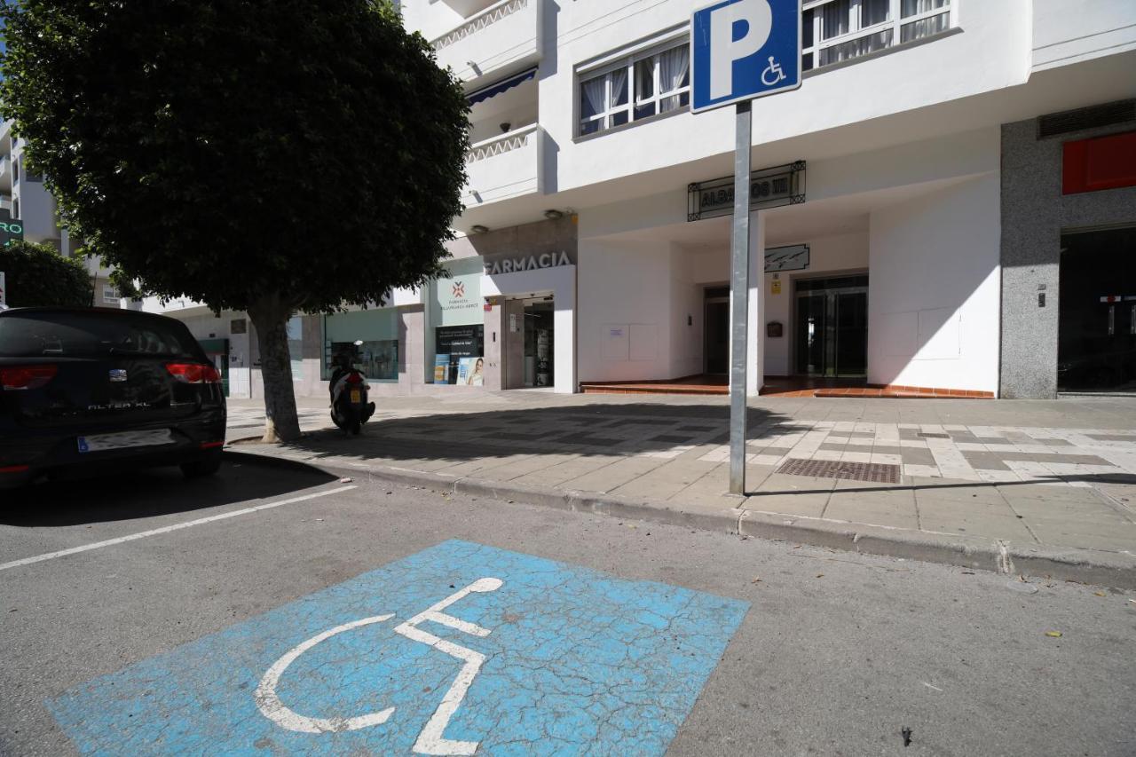 Sleeps 8 Aircon Secure Underground Parking Free Netflix Fast Internet *